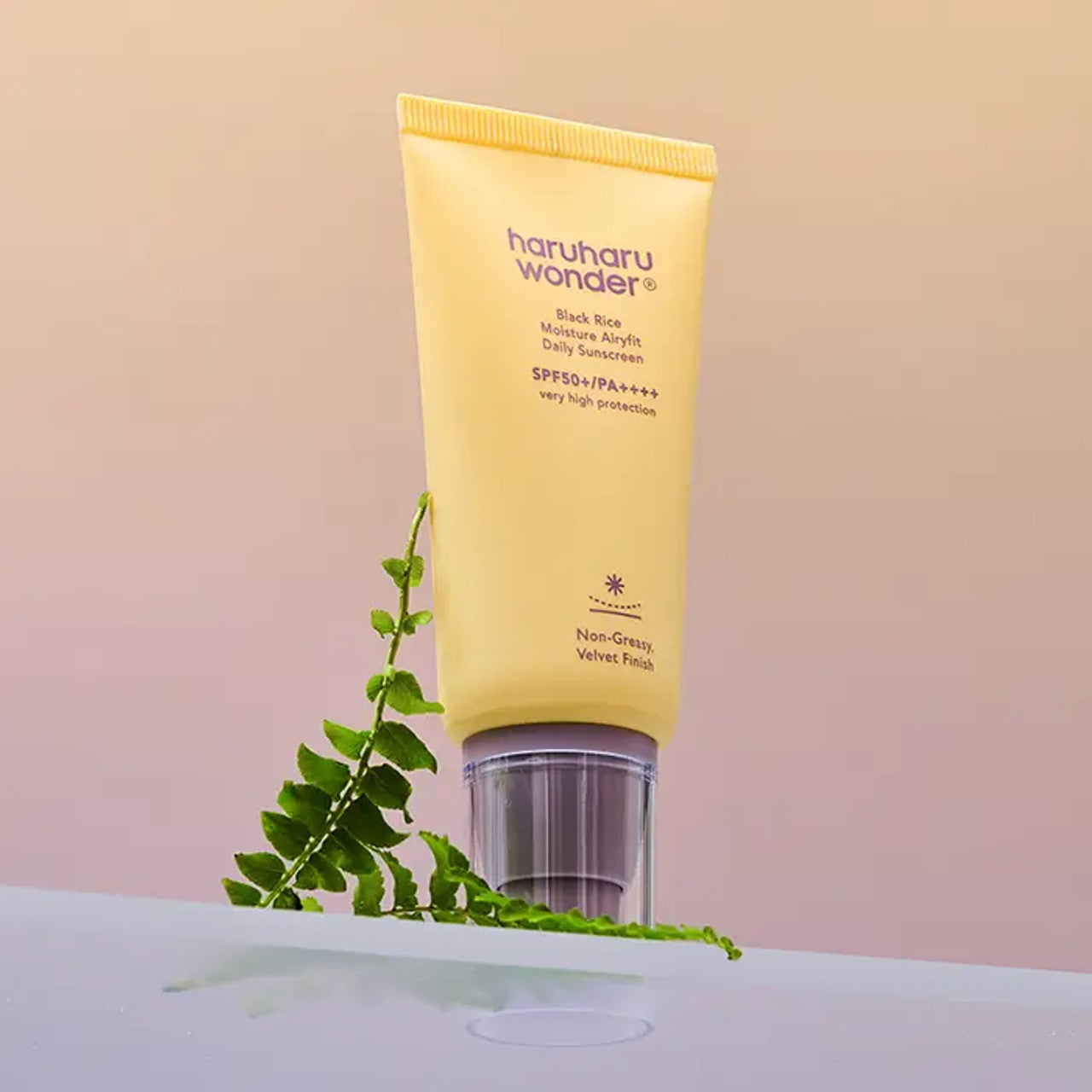 Haruharu Wonder  Black Rice Moisture Airyfit Sunscreen 50ml